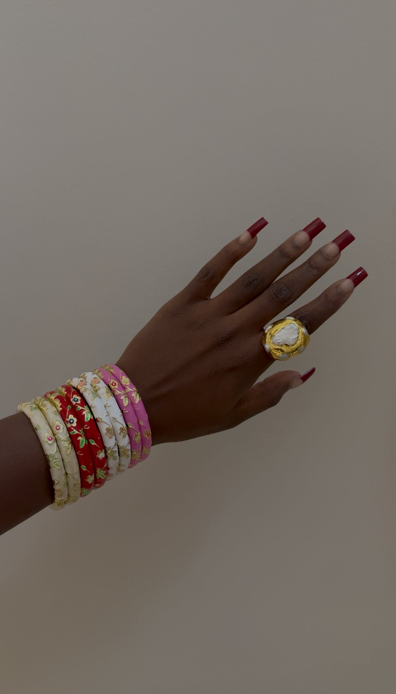 Perli White Bangles